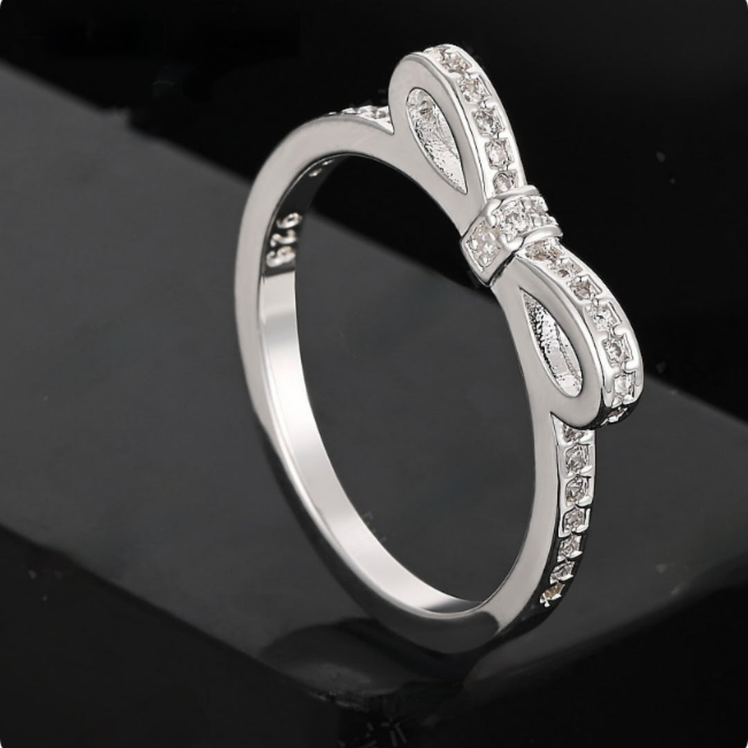Exquisite Bow Rhinestone Zircon Crystal Ring